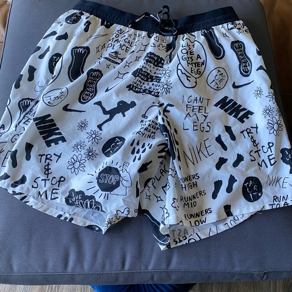 nathan bell nike shorts